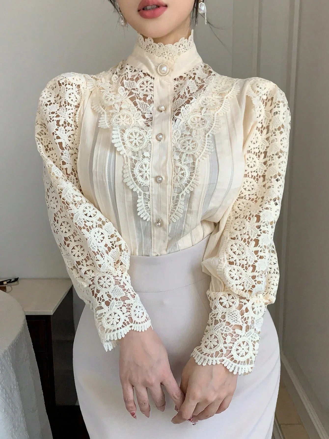 DAZY Women's Lace Patchwork Petal Sleeve Loose Blouse shein