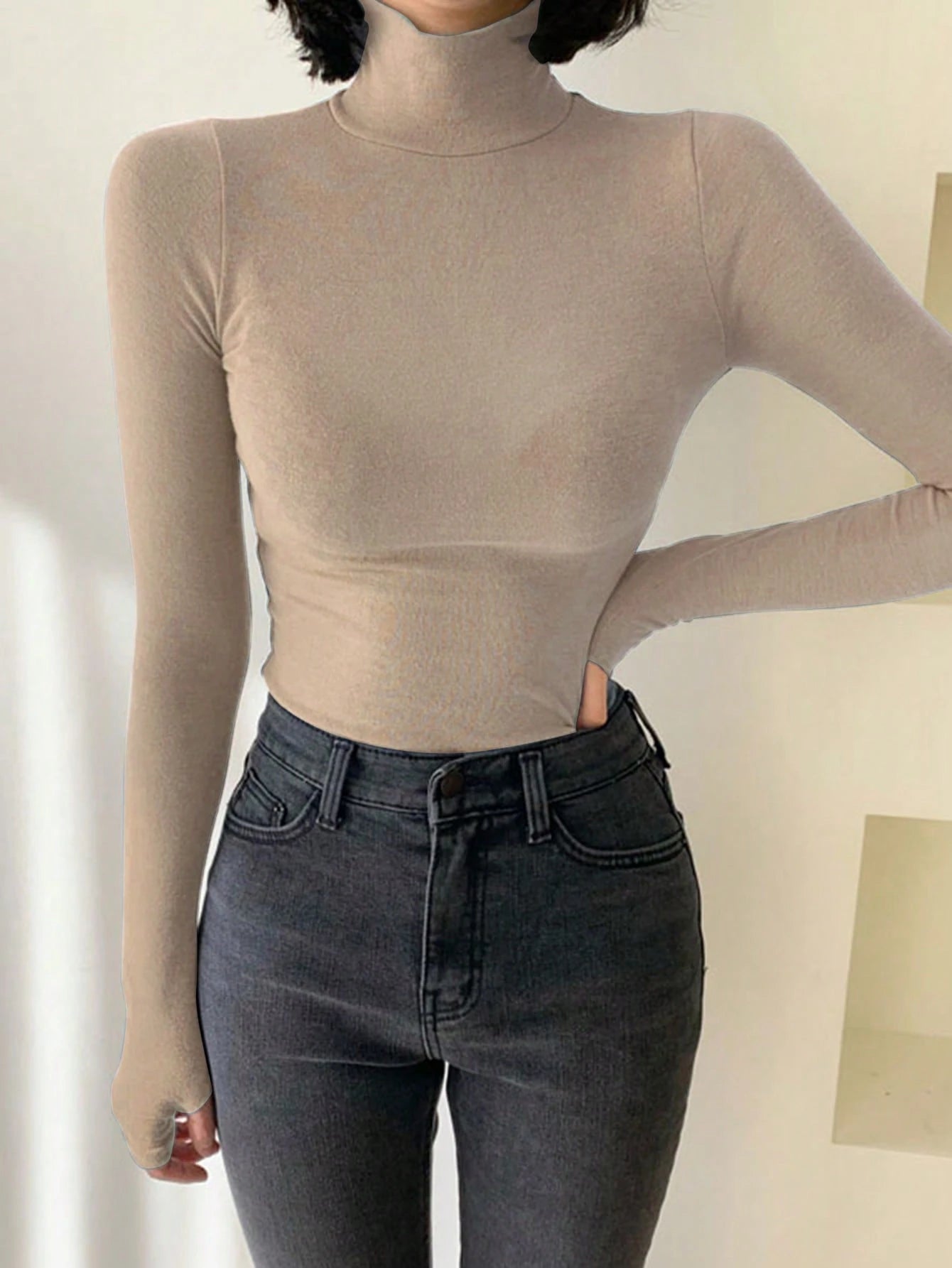 Solid Color Turtleneck Form-Fitting Thermal Lined T-Shirt Long Sleeve