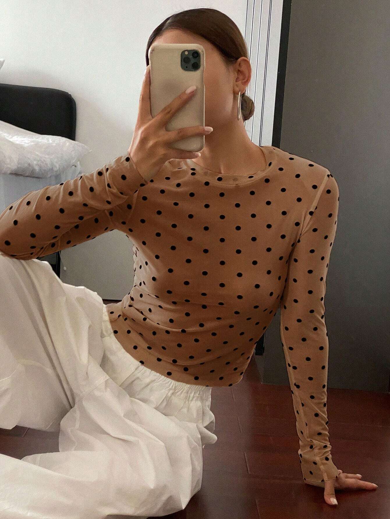 Women's Polka Dot Slim Fit Casual Round Neck Long Sleeve Top