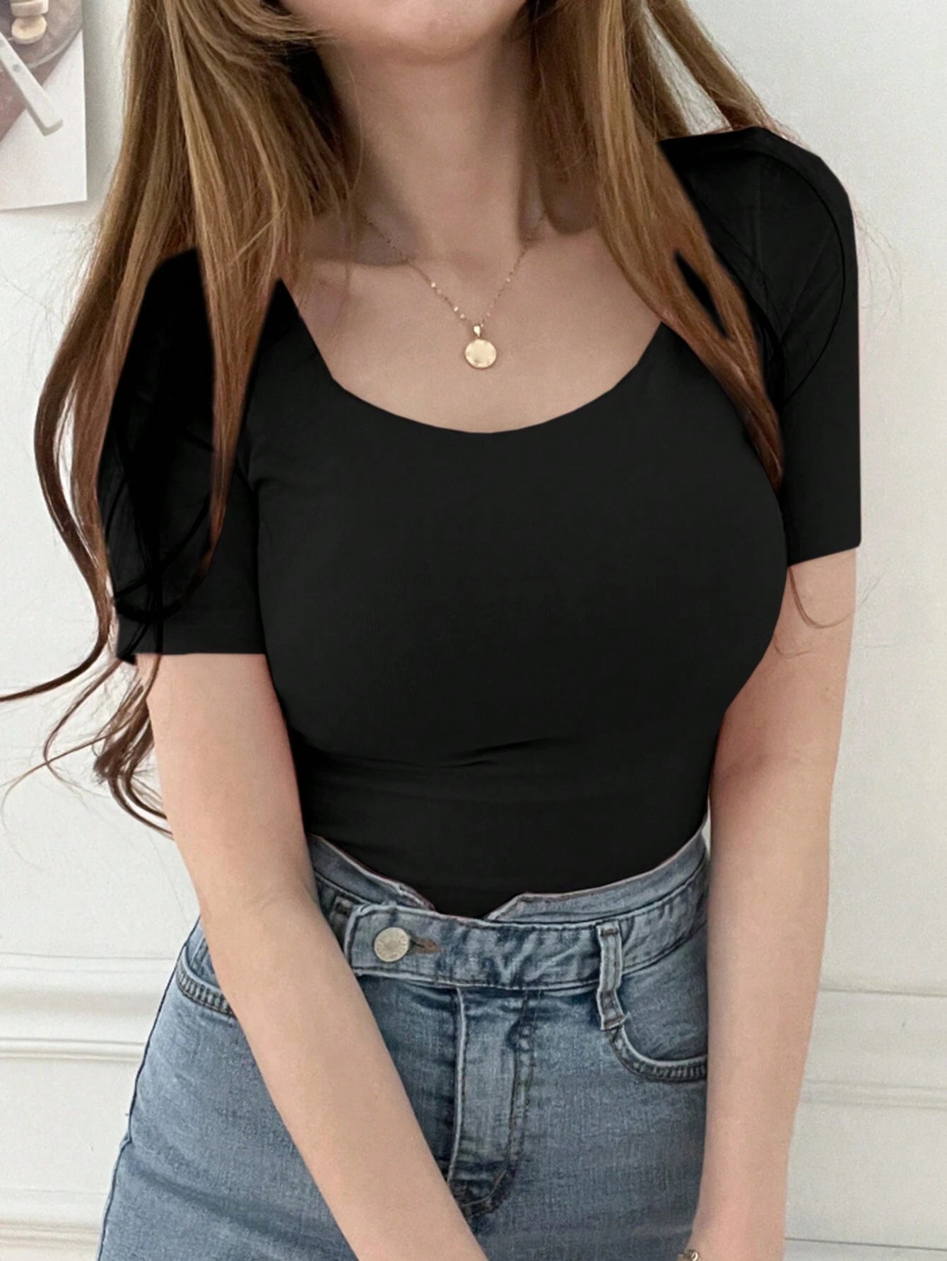 Women's Slim Fit Cropped Basic T-Shirt shein