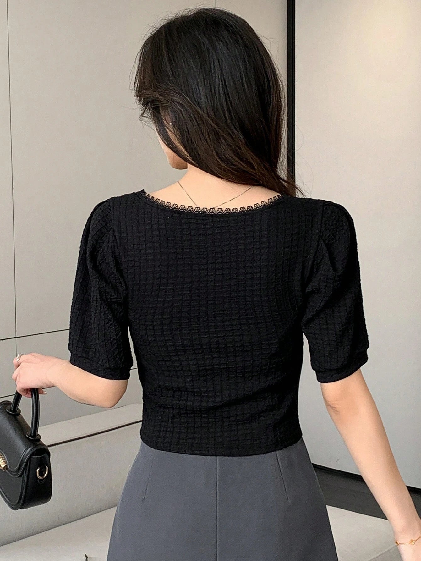 DAZY Women's Solid Color Textured Fabric Square Neck Short Sleeve Shirt