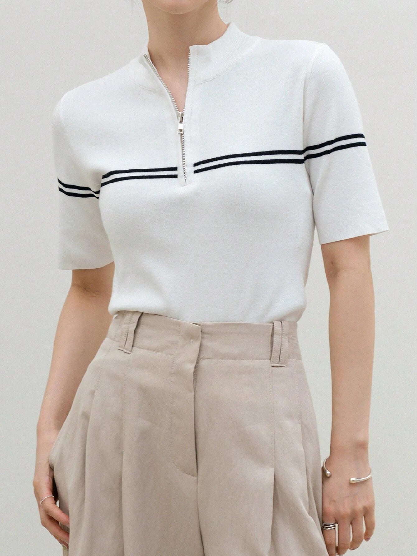 Casual Stand Collar Half-Placket Short Sleeve Pullover Knitwear Top shein