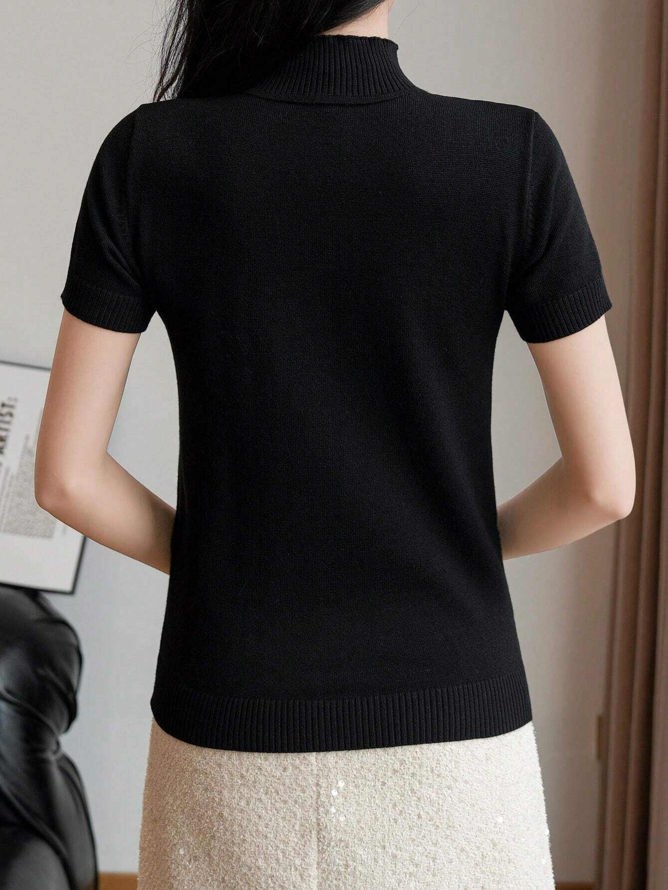 Women Casual Solid Color Turtleneck Slim Fit Short Sleeve Knit Top shein