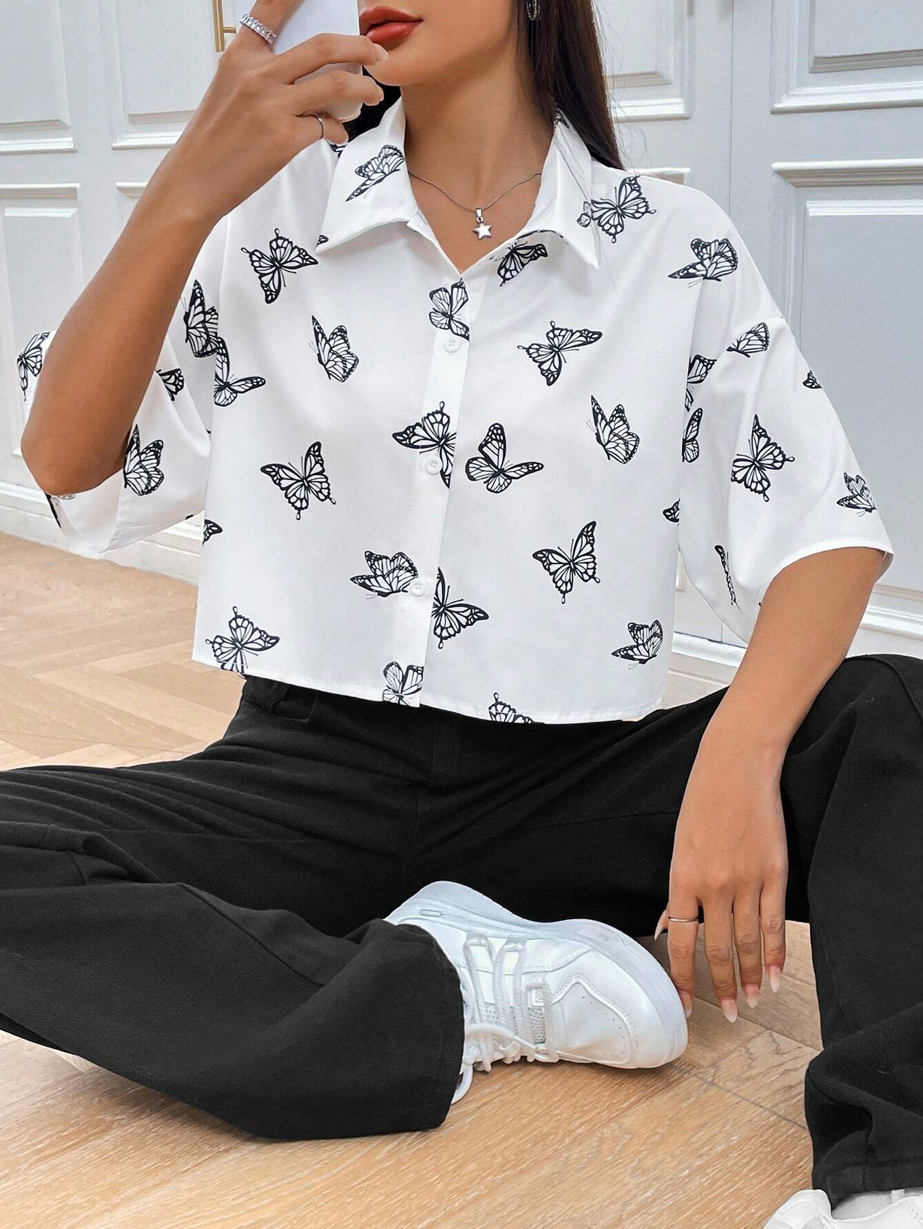 EZwear Butterfly Print Drop Shoulder Crop Shirt shein