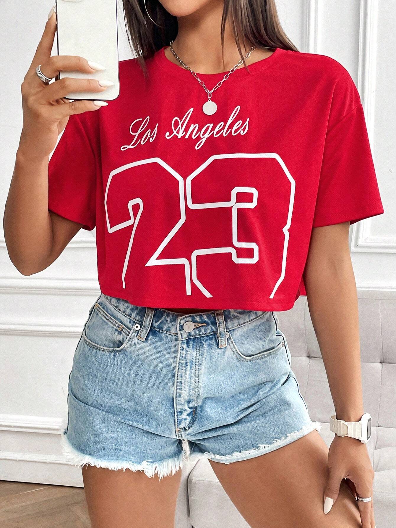 EZwear Letter Graphic Drop Shoulder Crop Tee shein