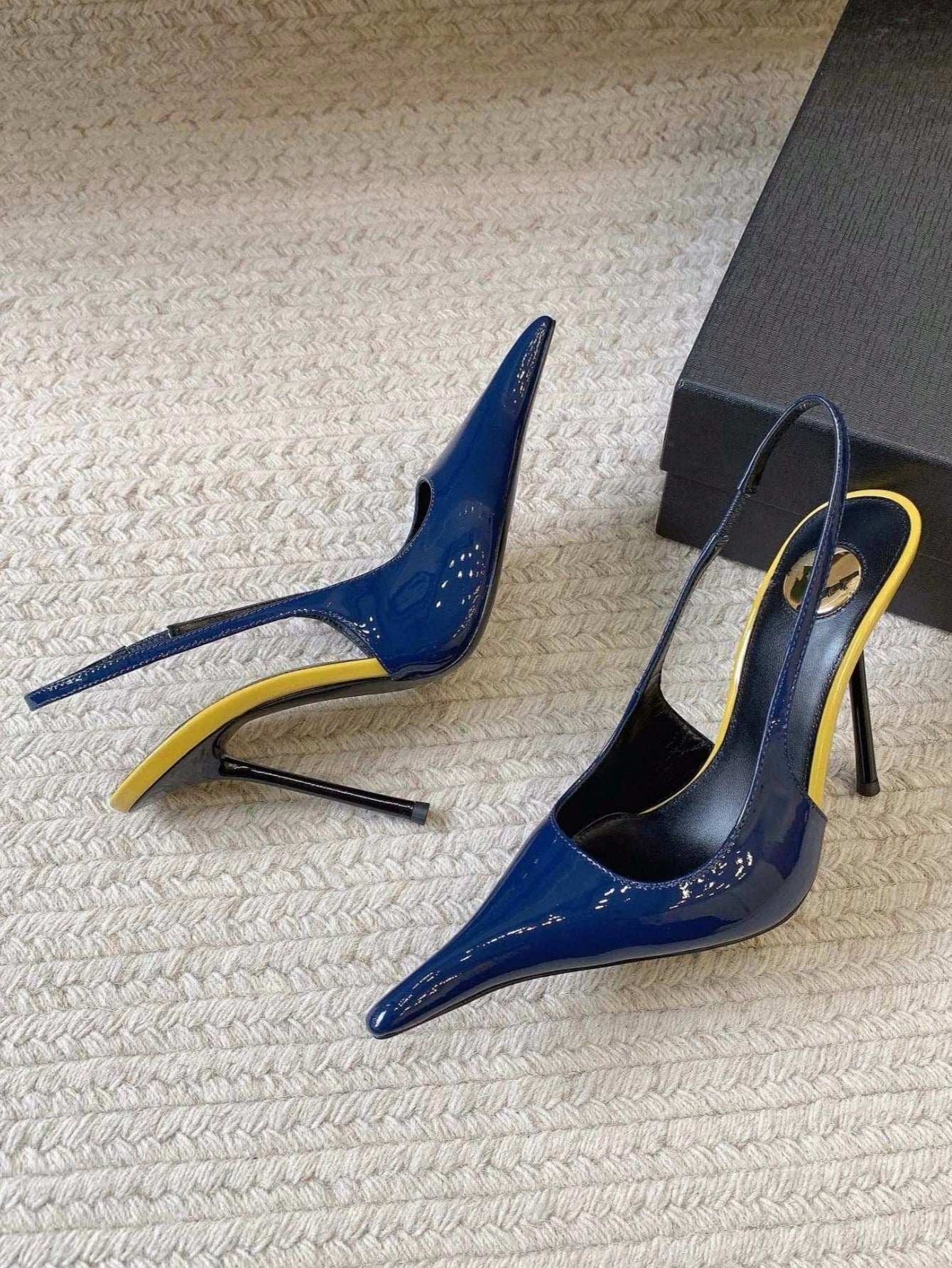 Super High Heel Pointed Toe Party Pumps shein