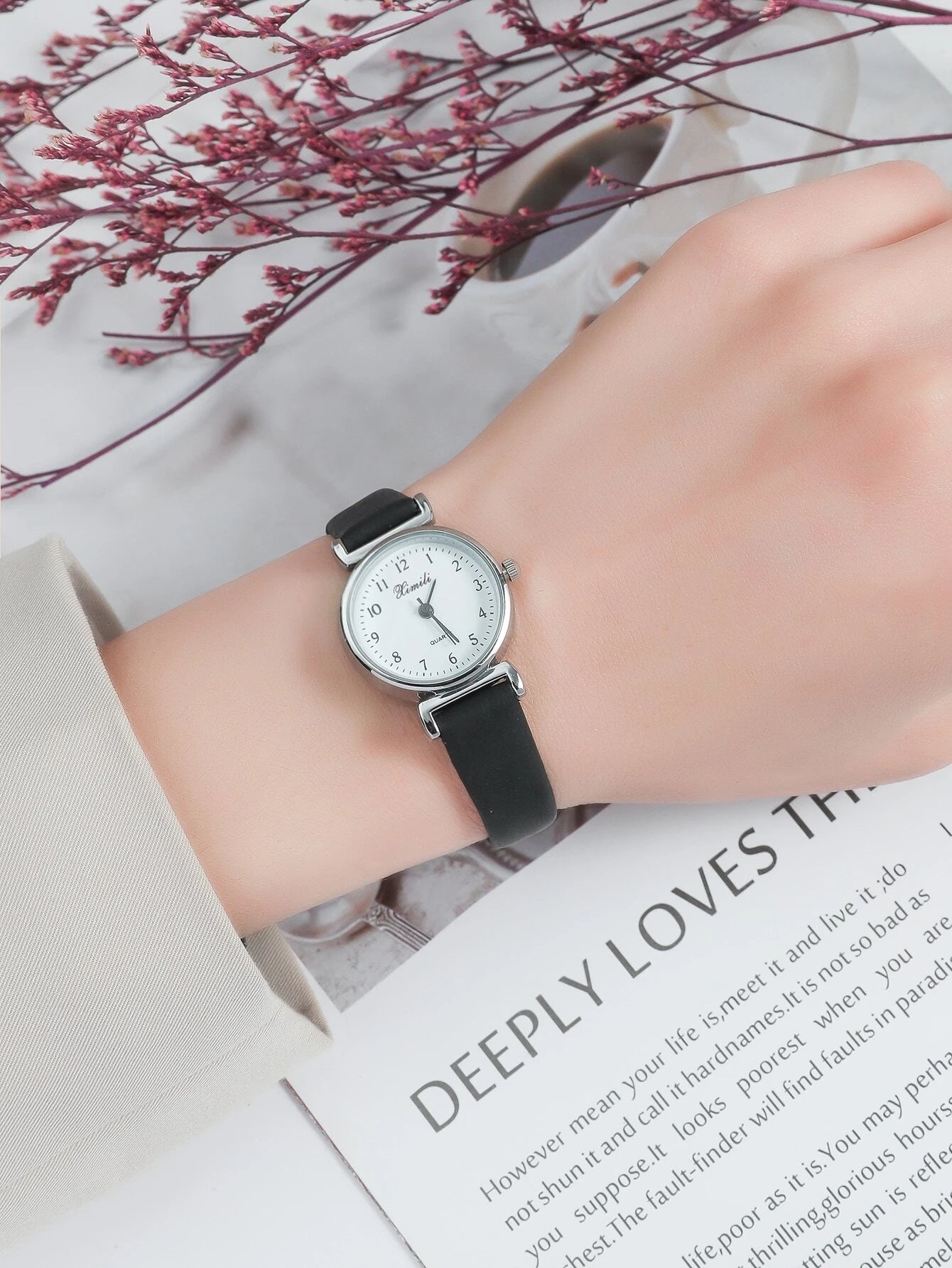 Elegant Round Dial Quartz Watch shein