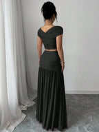 2pcs/Set Women Solid Color Fitted Simple Top And Skirt shein