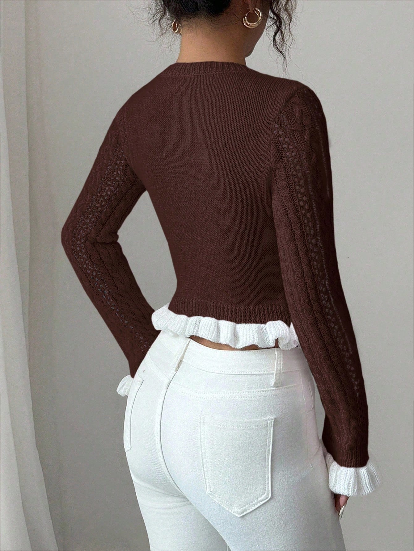 Women's Autumn New Knitted Fitted Crew Neck Ruffle Cuff Short Cardigan