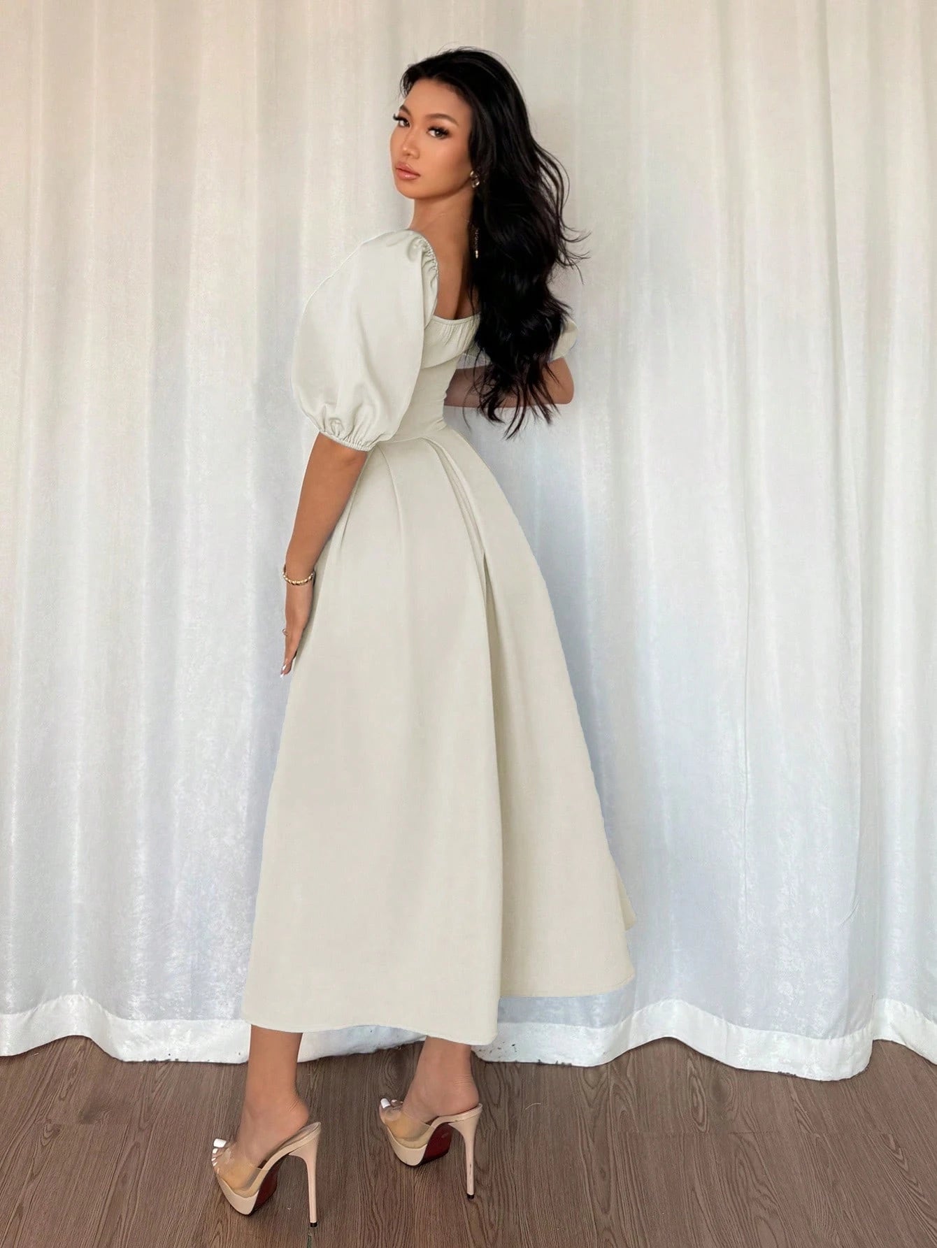 Women's Elegant Chic Minimalist Ruffle Hem Puff Sleeve A-Line Dress