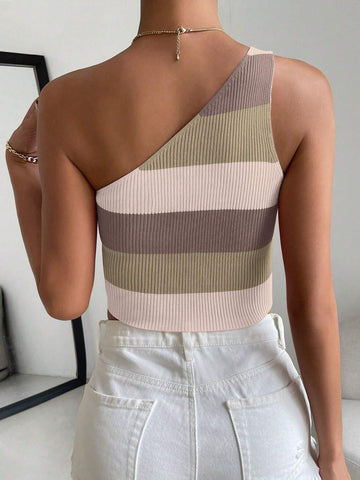 Essnce Colorblock One Shoulder Crop Knit Top shein