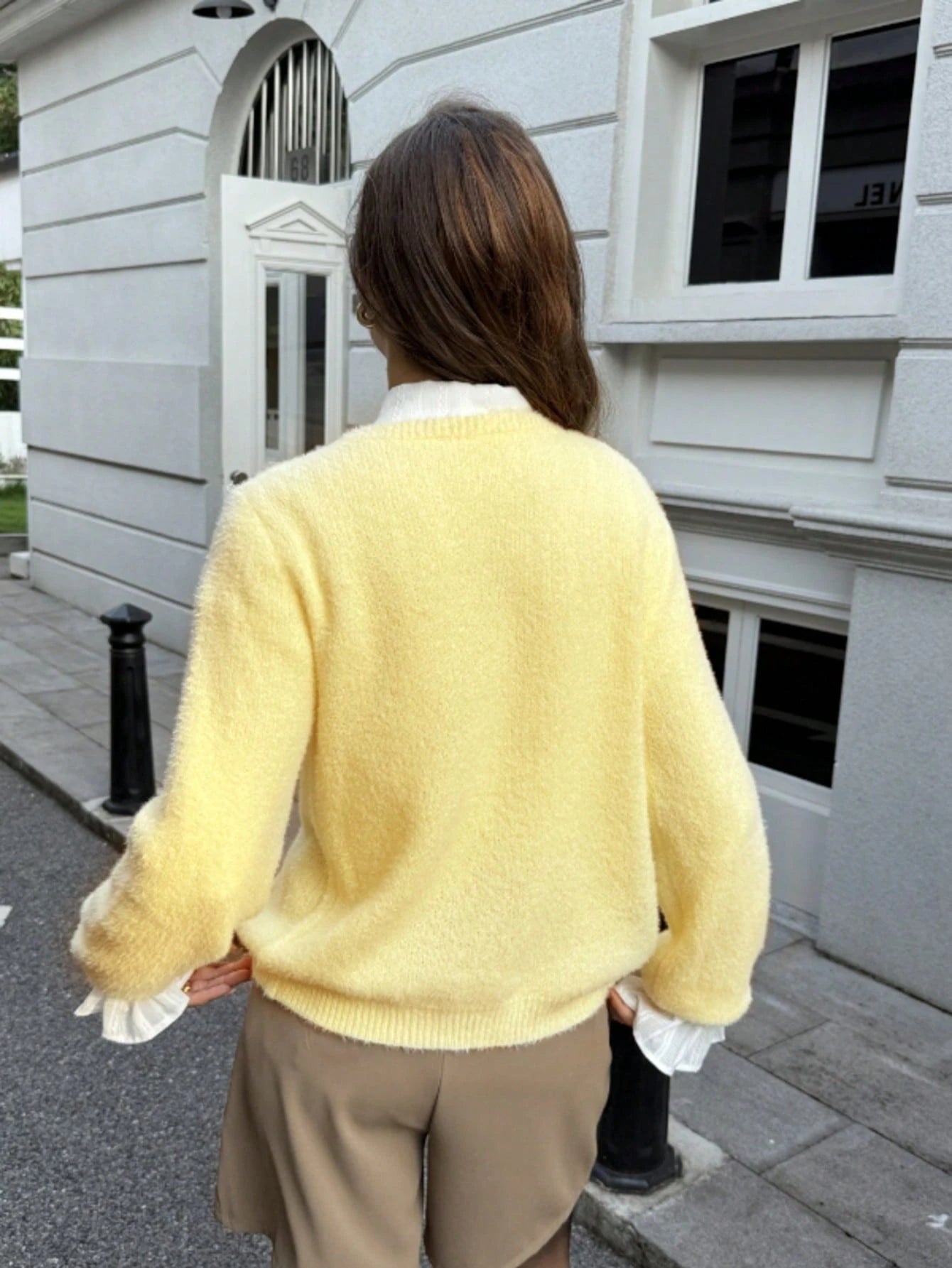 Round Neck Single Breasted Knitted Cardigan