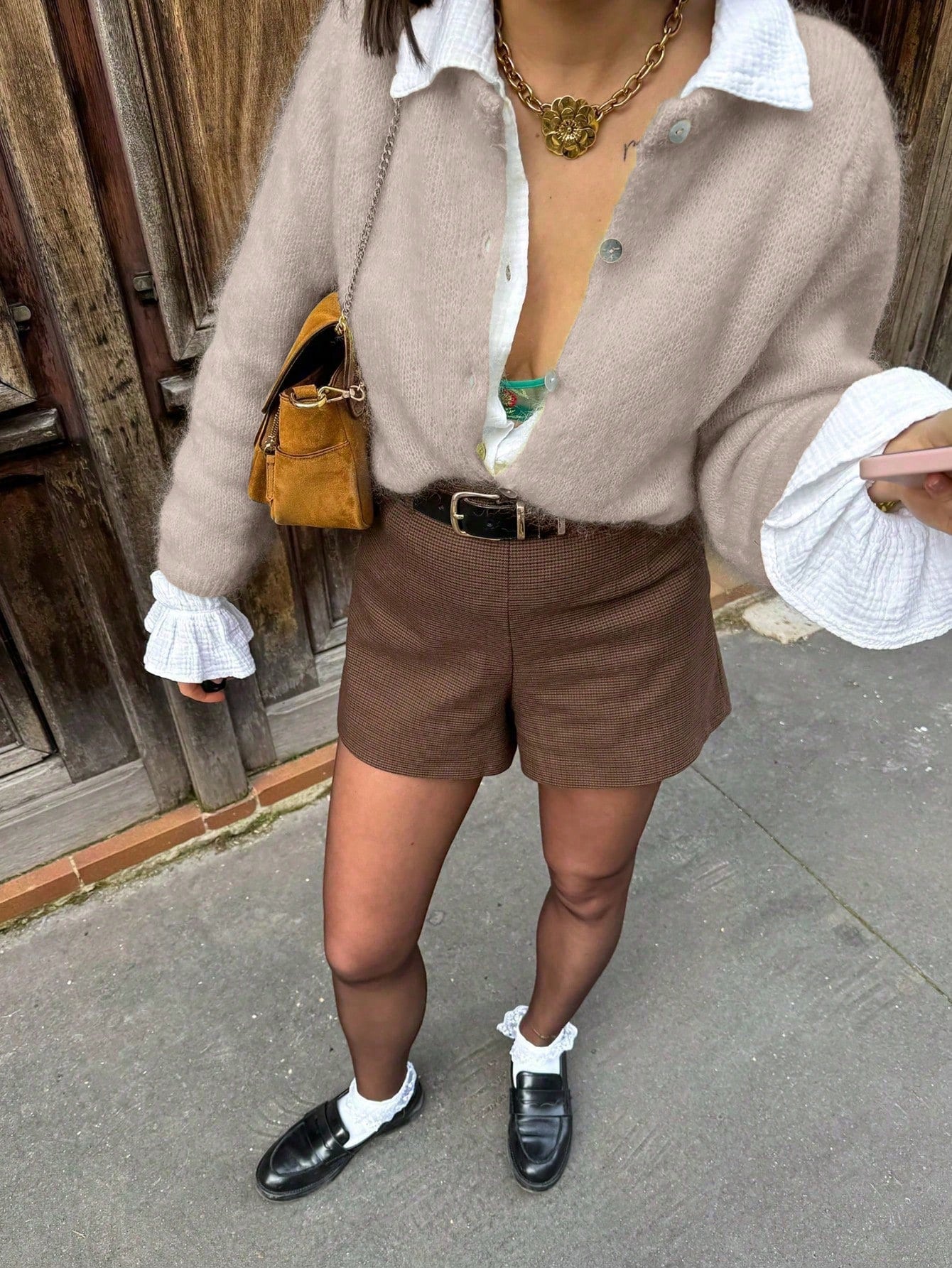 Round Neck Single Breasted Knitted Cardigan