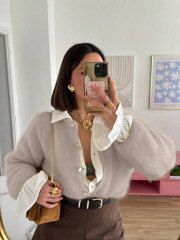 Round Neck Single Breasted Knitted Cardigan