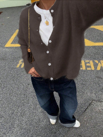 Round Neck Single Breasted Knitted Cardigan