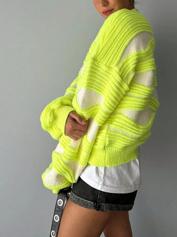 Women Round Neck Wave Stripe Color Collision Long-Sleeved Knit Sweater
