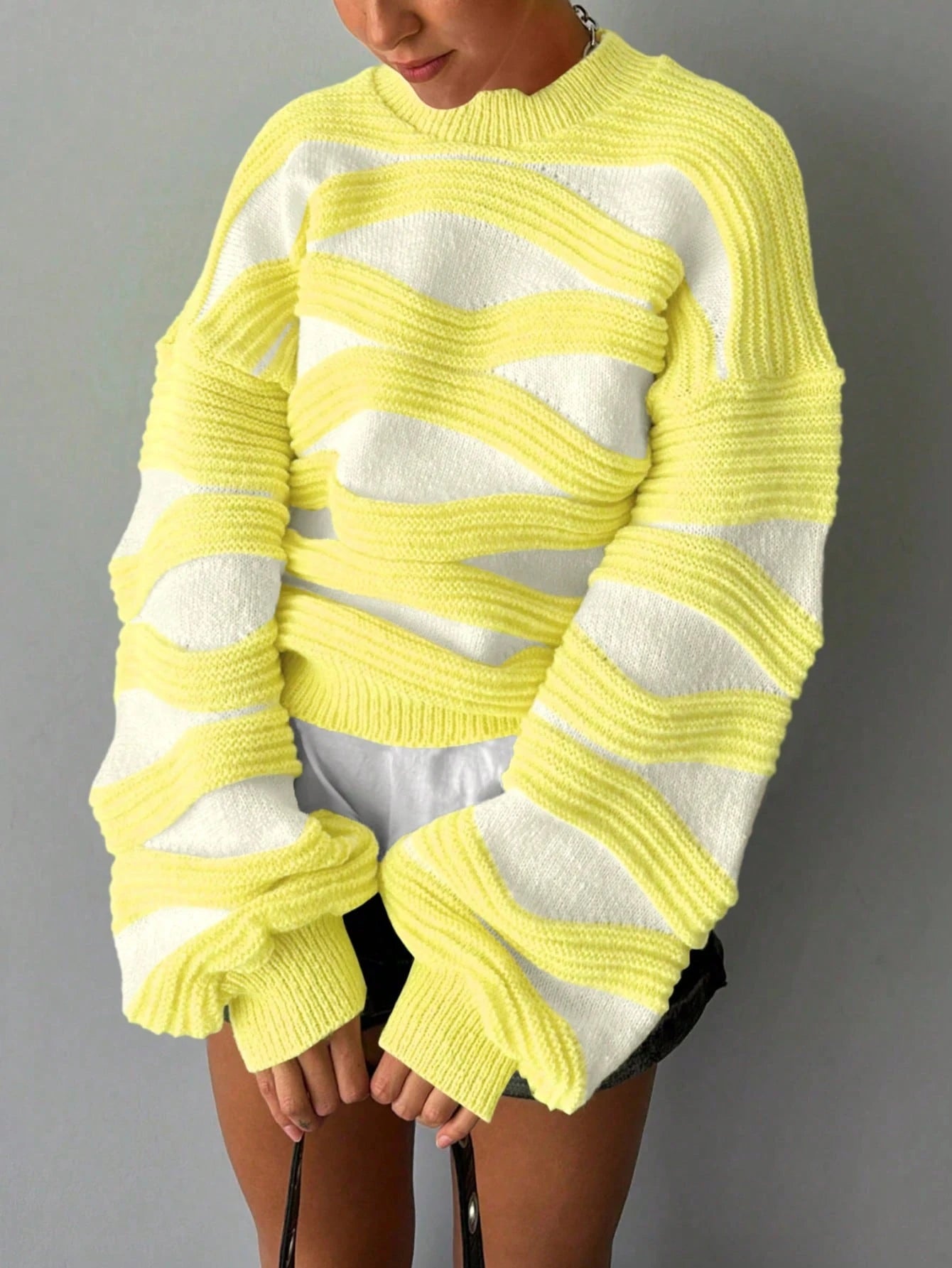 Women Round Neck Wave Stripe Color Collision Long-Sleeved Knit Sweater