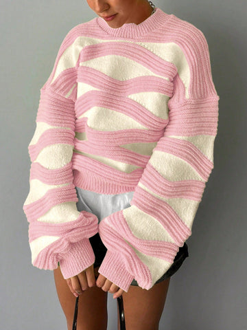 Women Round Neck Wave Stripe Color Collision Long-Sleeved Knit Sweater