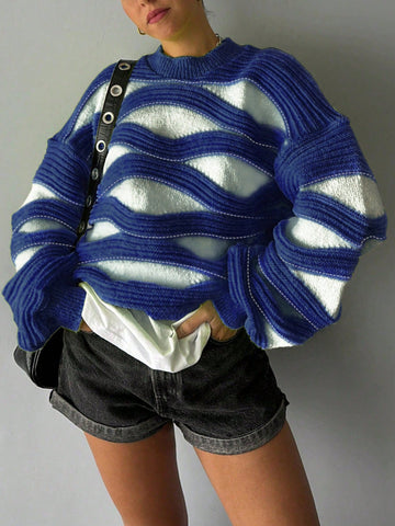 Women Round Neck Wave Stripe Color Collision Long-Sleeved Knit Sweater