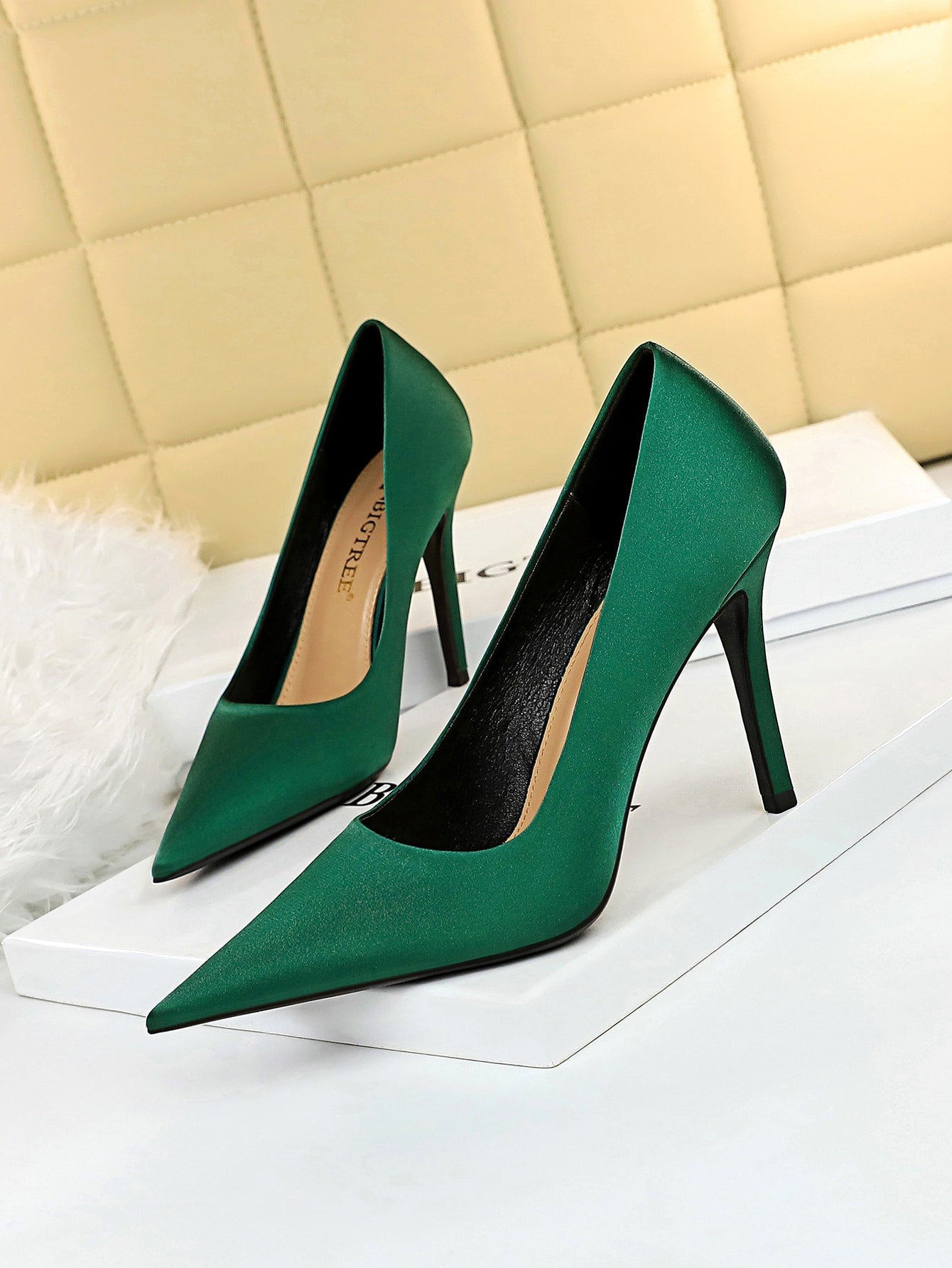 Fashion Forward High Heel Single Shoes shein