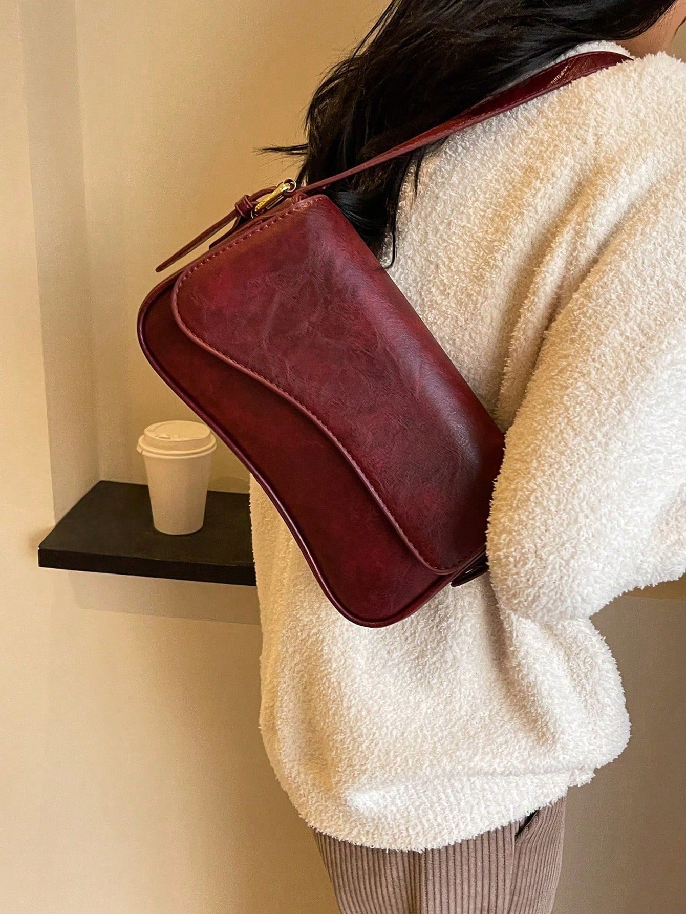 Fashionable Crocodile Embossed Women's Crossbody Bag