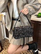 Fashionable Crocodile Embossed Women's Crossbody Bag