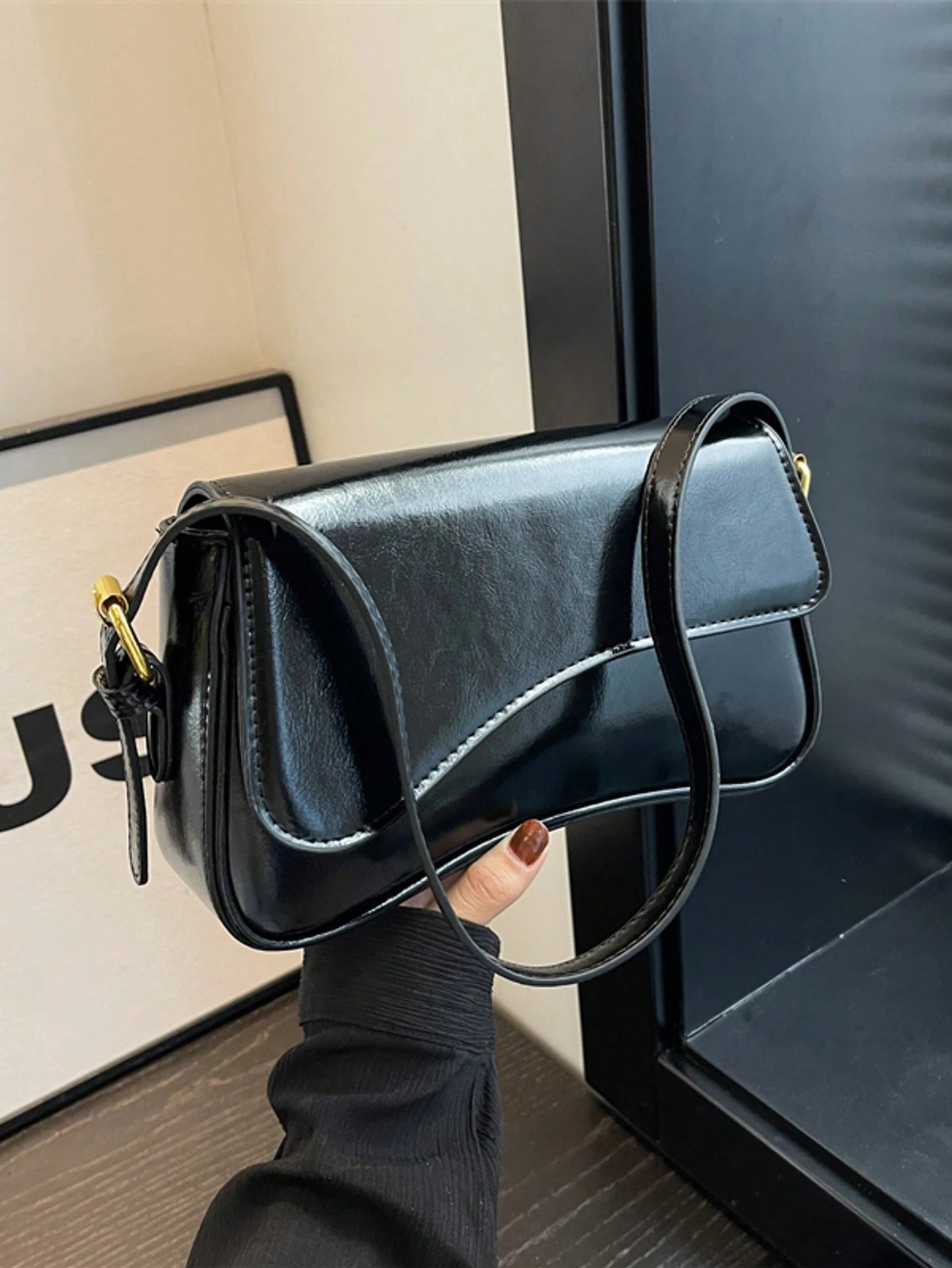 Fashionable Crocodile Embossed Women's Crossbody Bag