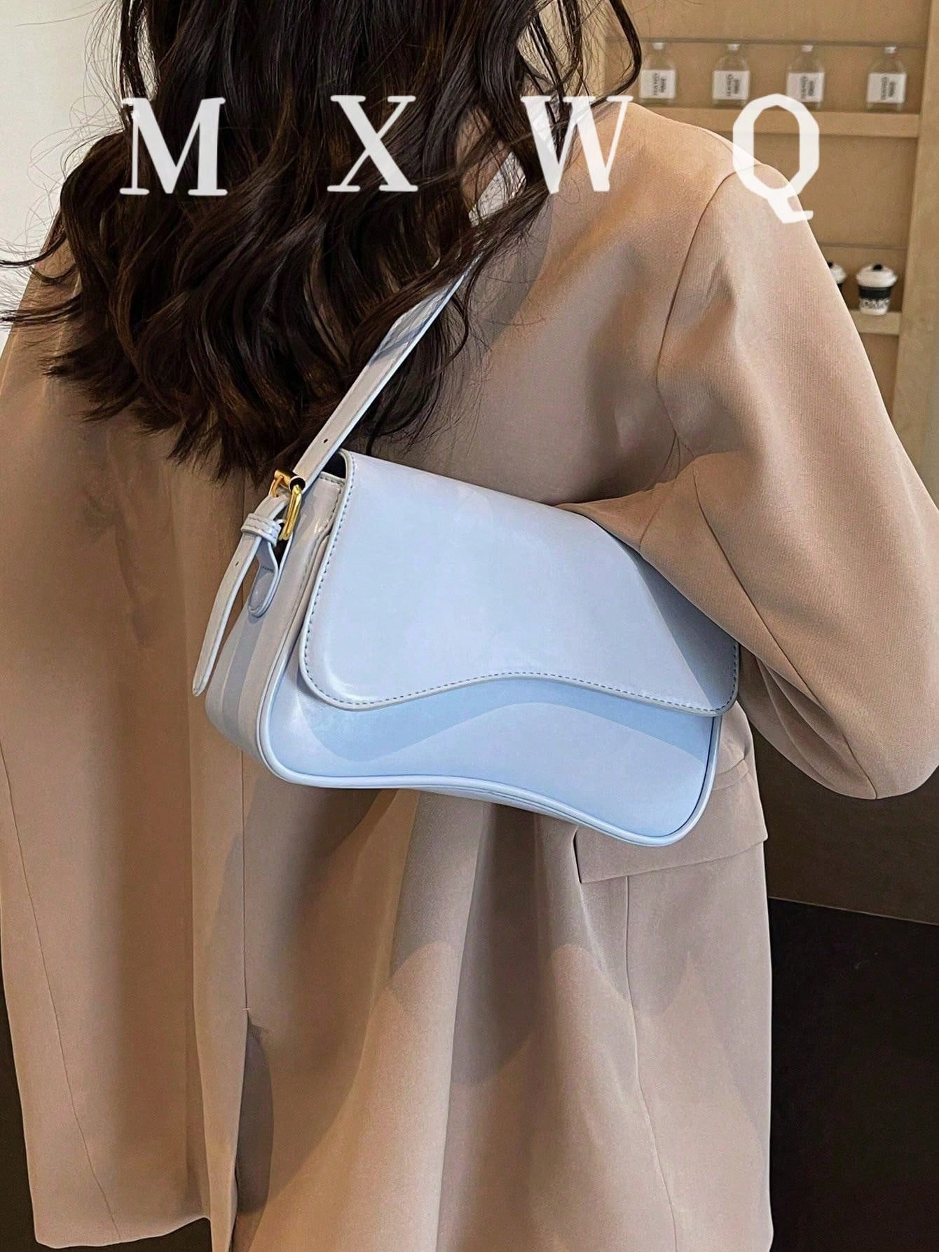 Fashionable Crocodile Embossed Women's Crossbody Bag