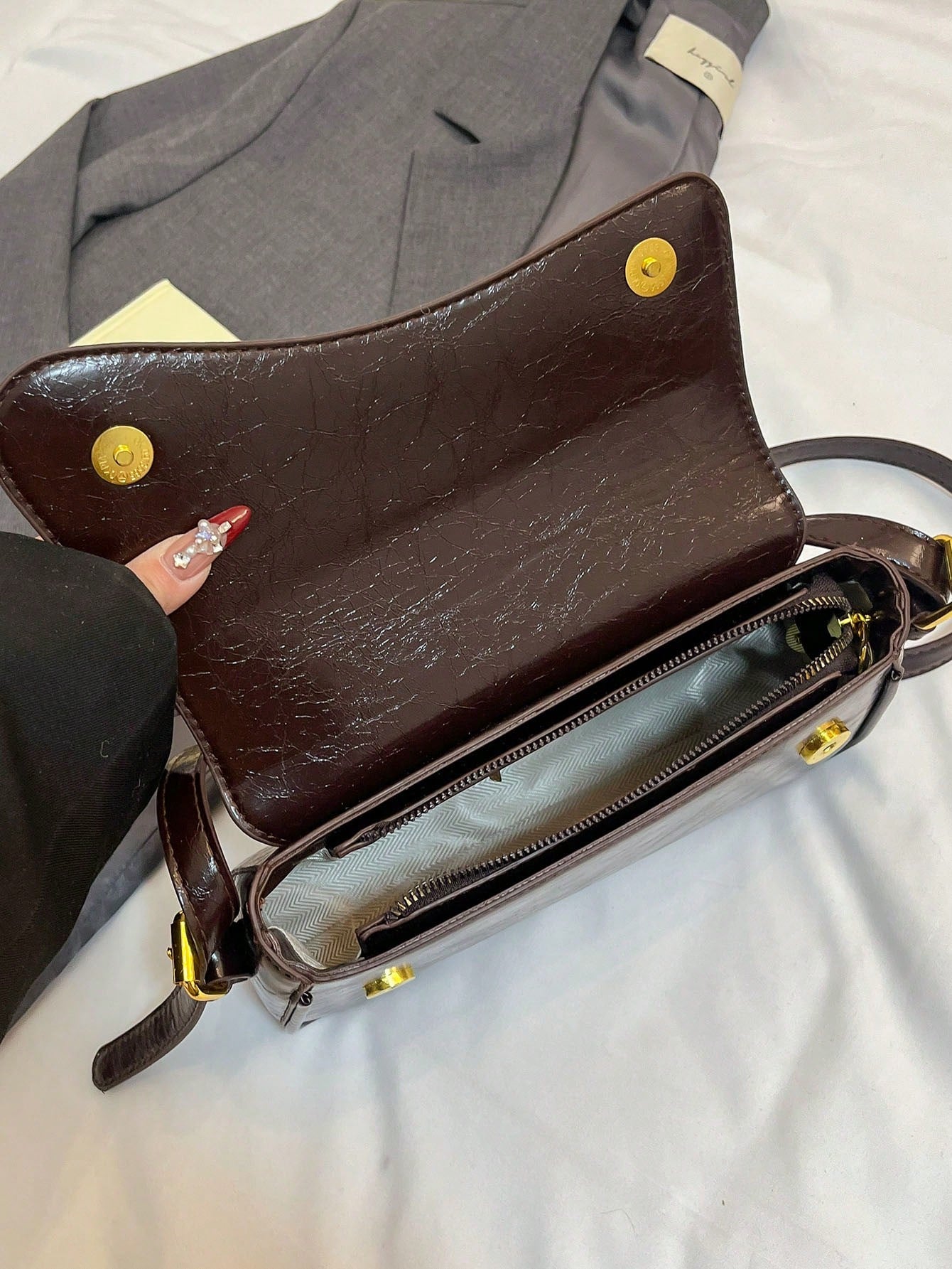 Fashionable Crocodile Embossed Women's Crossbody Bag