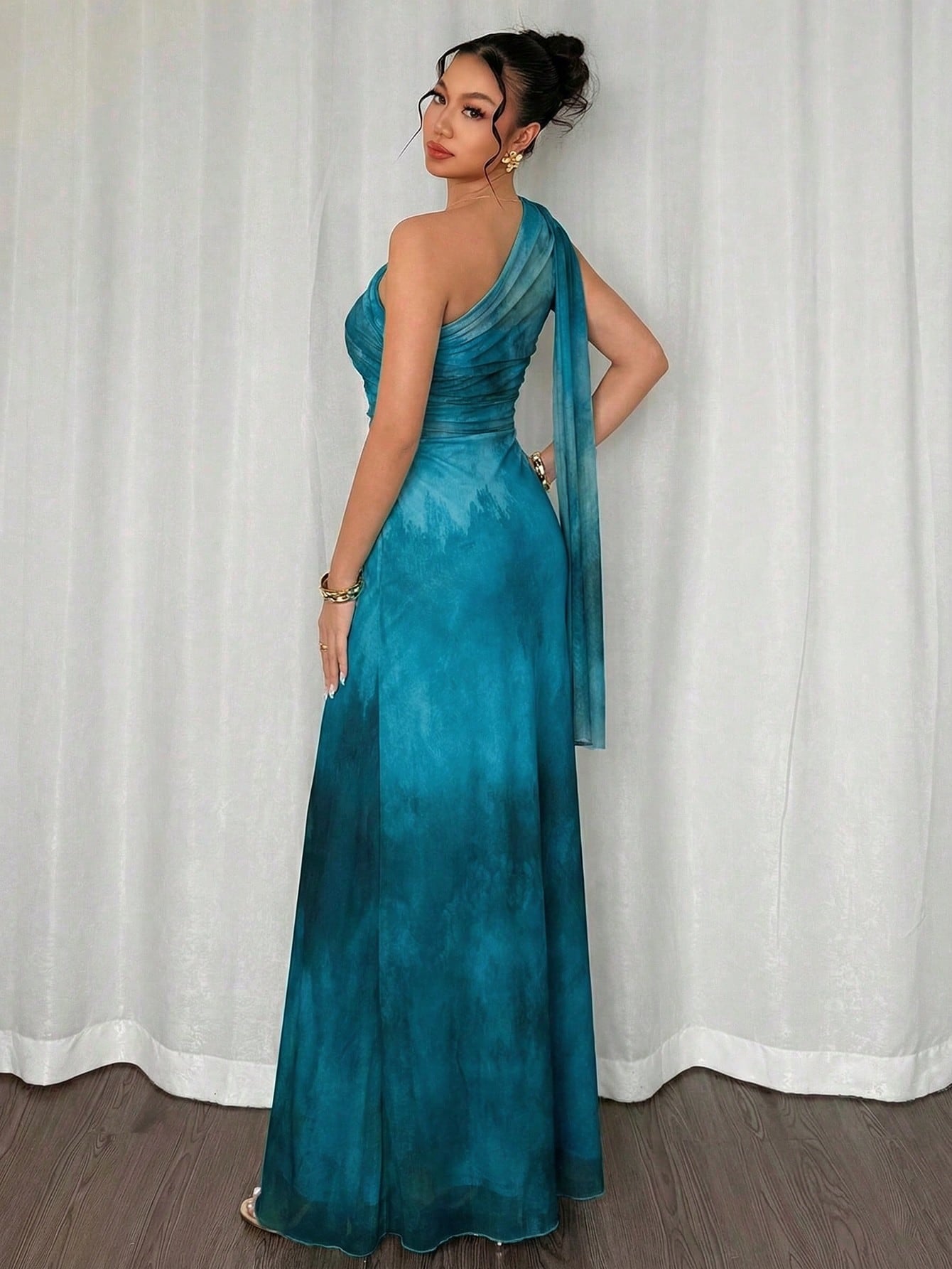 Elegant Off-Shoulder Hip Fishtail Dress shein