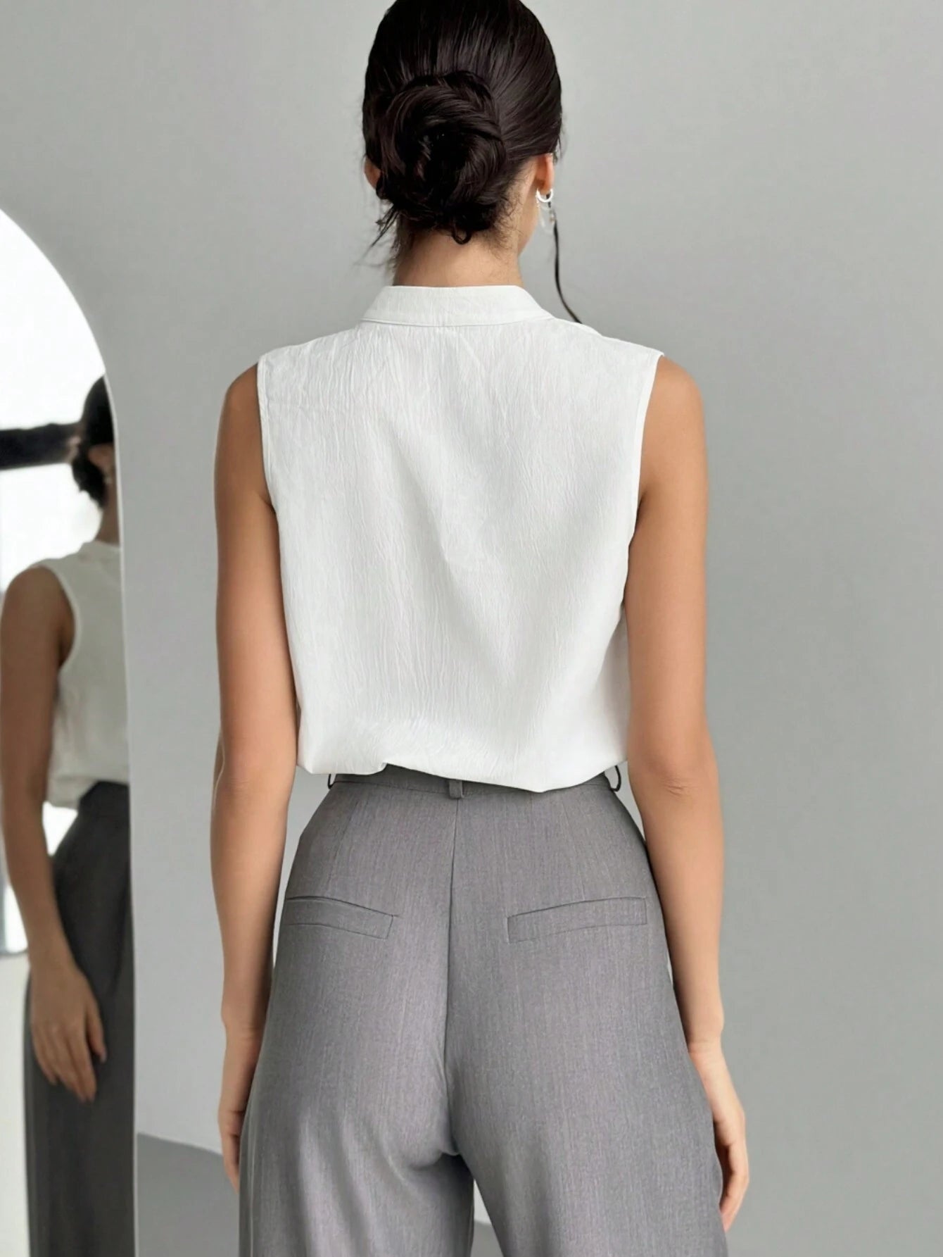 Women's Chic & Elegant Office Wear V-Neck Blouse shein
