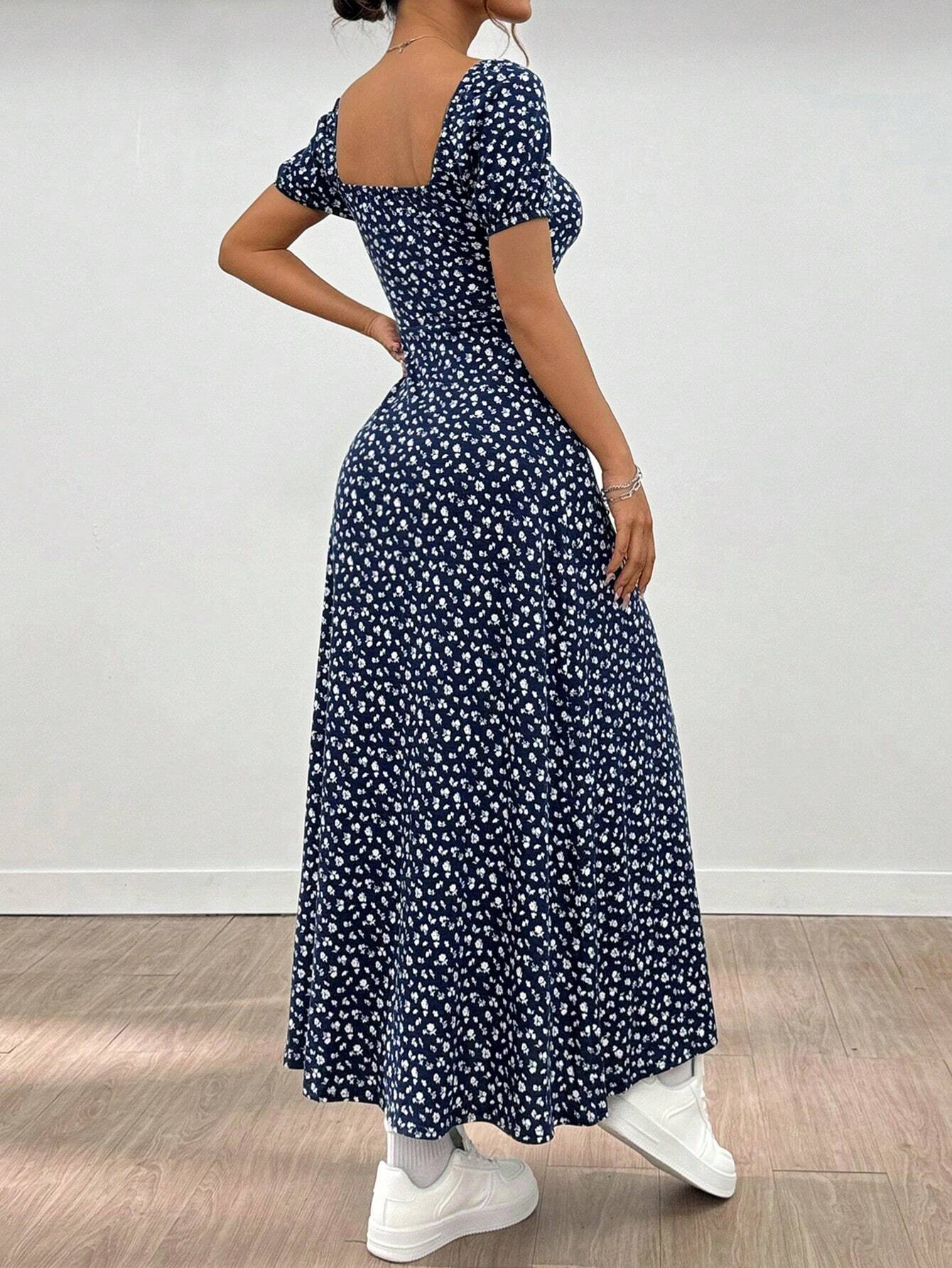 Ditsy Floral Square Neck Puff Sleeve Straight Short Sleeve Midi Dress shein