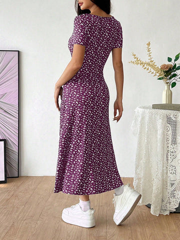 Women's Ditsy Floral Short Sleeve Square Neck Dress
