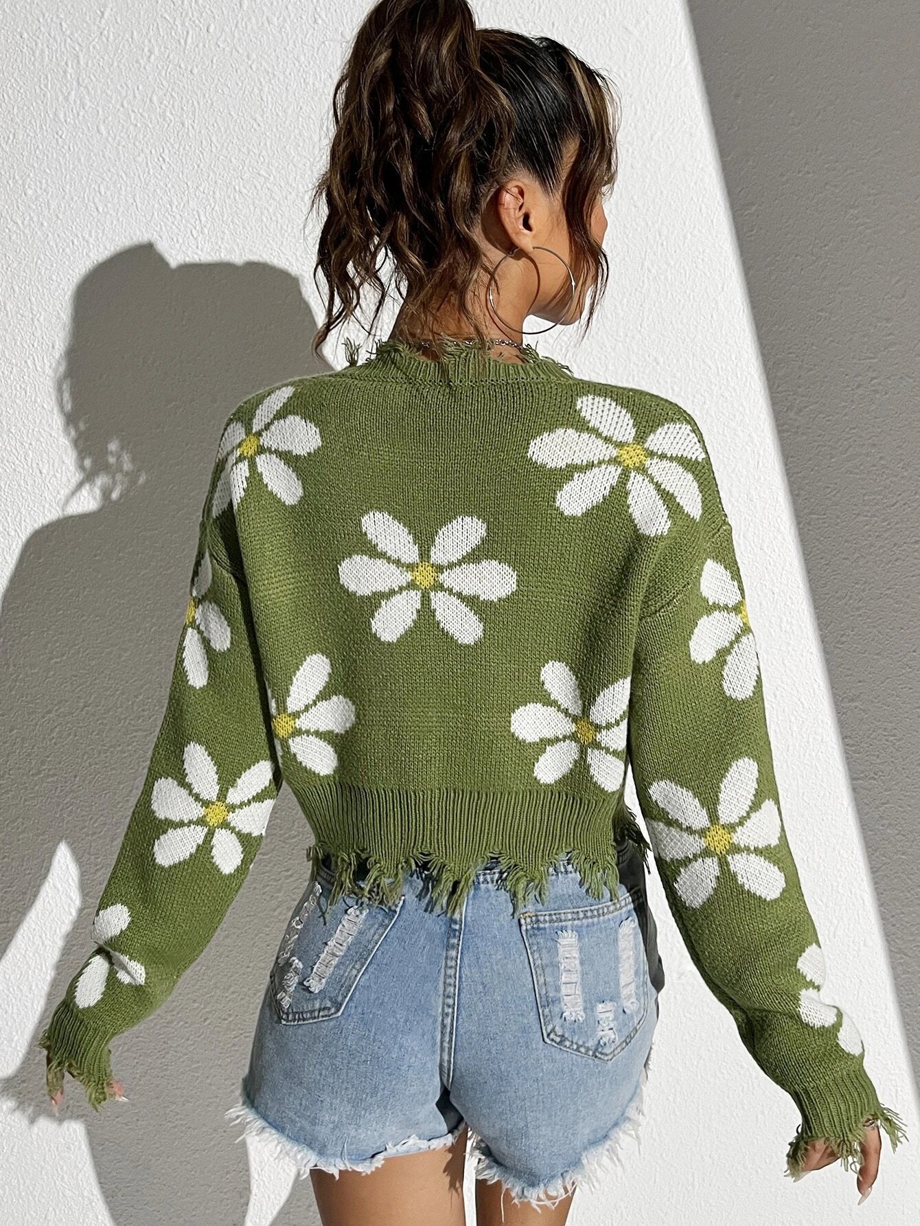 Floral Pattern Drop Shoulder Distressed Sweater shein