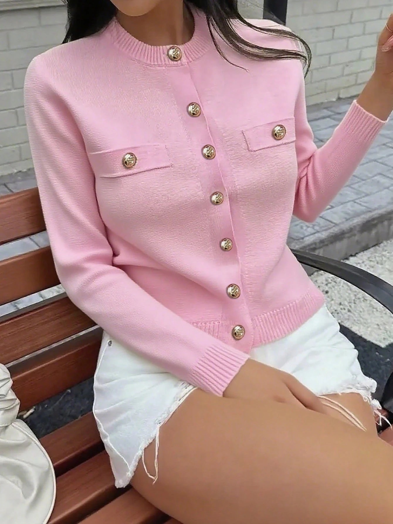 Round Neck Long Sleeved Knitted Sweater
