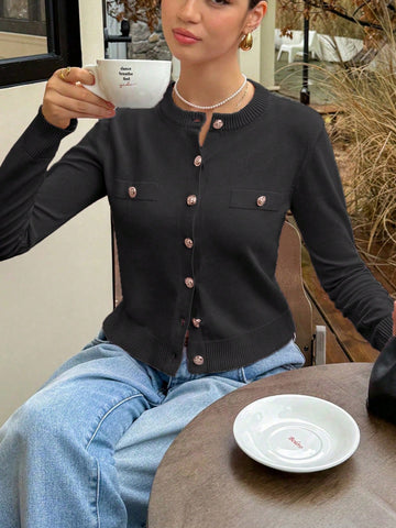 Round Neck Long Sleeved Knitted Sweater