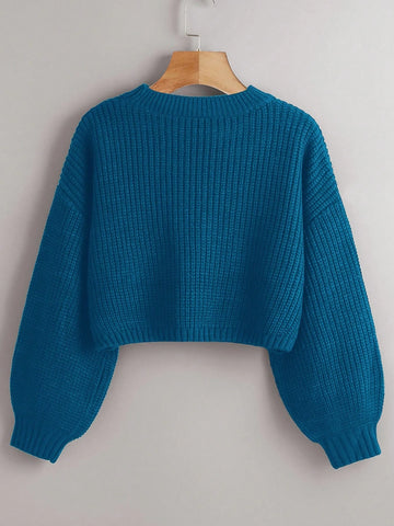 Chiquease Solid Drop Shoulder Crop Sweater