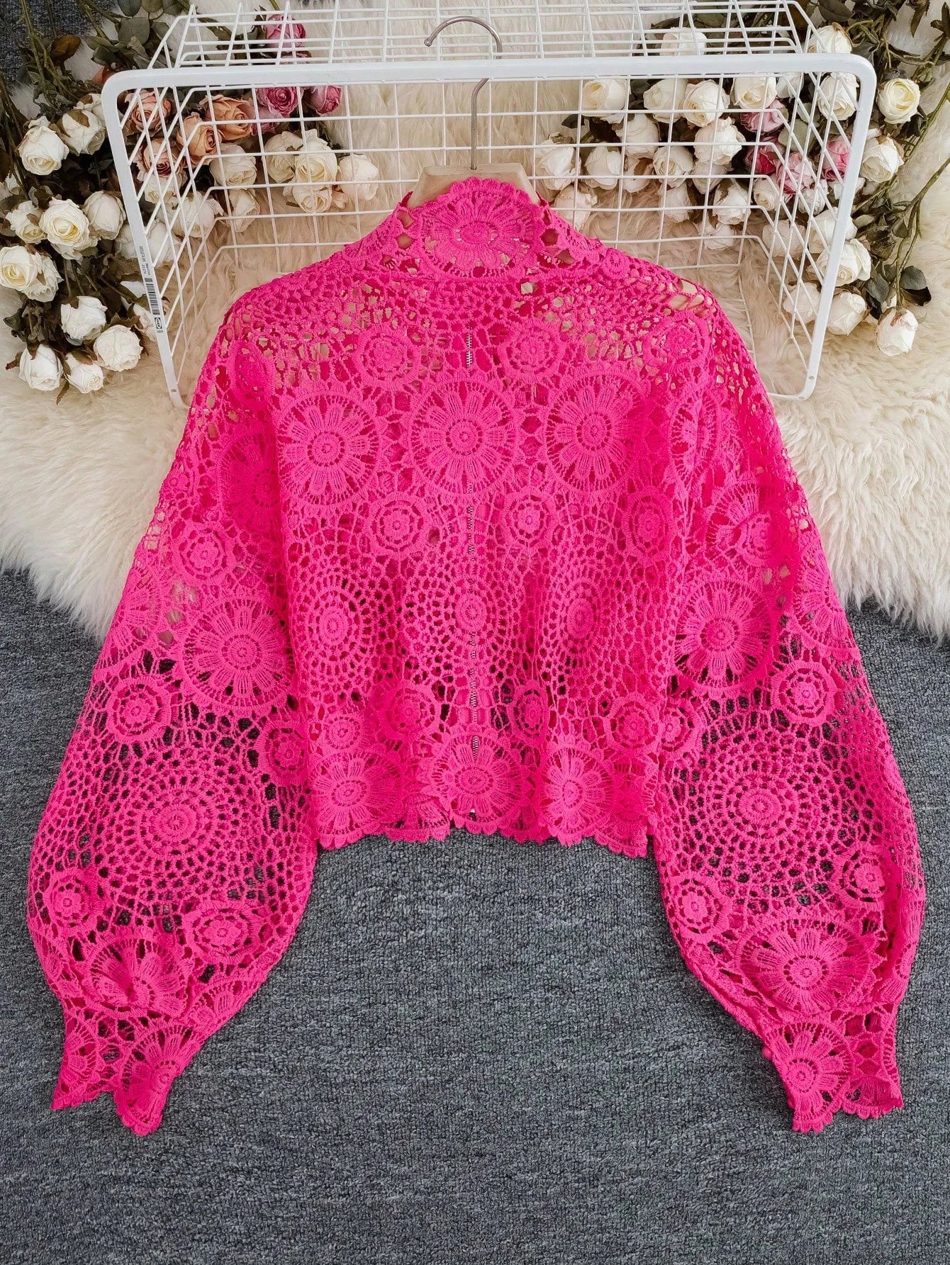 Women's Autumn Floral Lace Hollow Zipper Front Long Sleeve Blouse