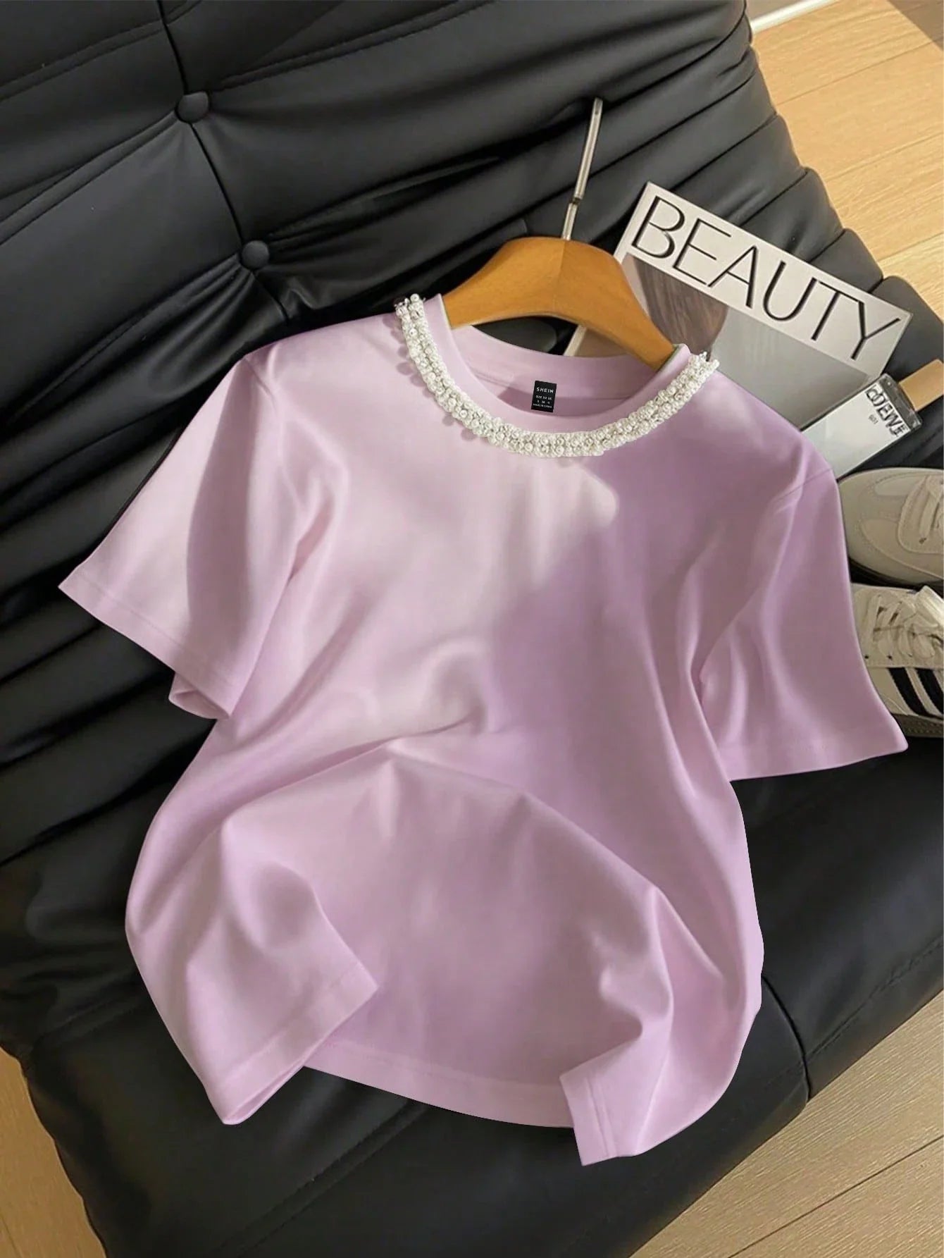 Women's Casual Studded And Chain Decor Round Neck Short Sleeve T-Shirt shein