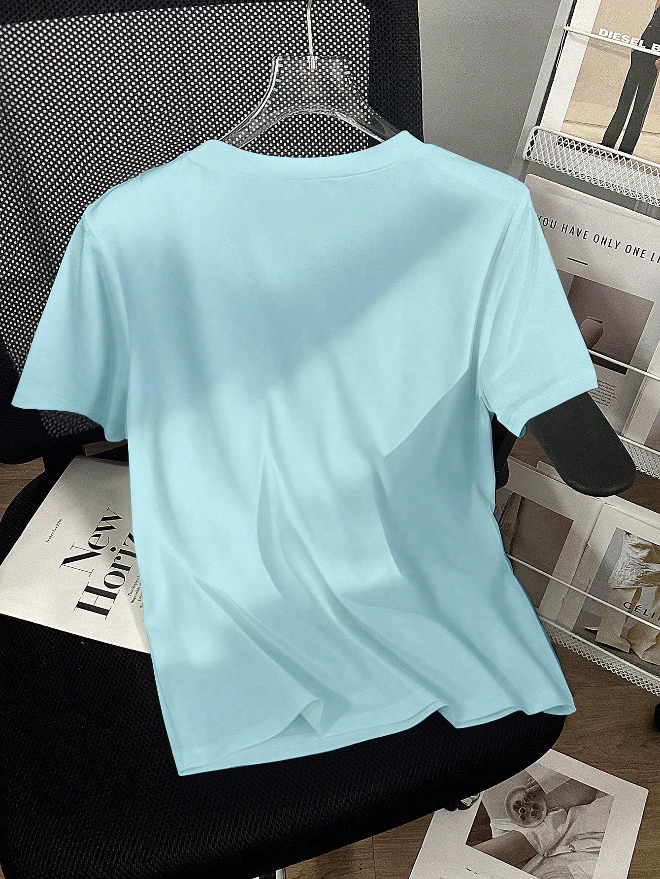 Women's Casual Studded And Chain Decor Round Neck Short Sleeve T-Shirt shein