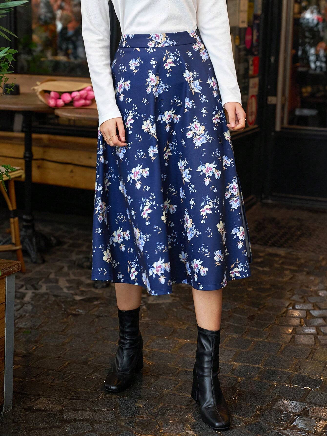 Frenchy Allover Floral Print Flare Skirt shein