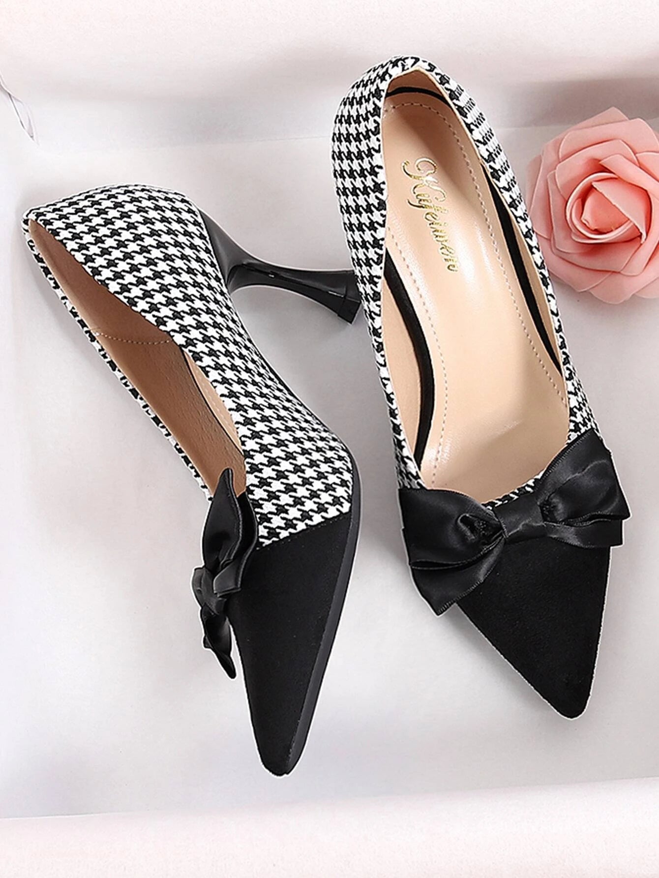 Houndstooth Pattern Bow Decor Court Pumps shein