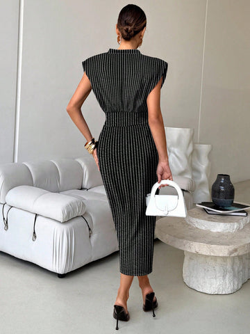 Women's Solid Color V-Neck Dolman Sleeve Fitted Midi Dress