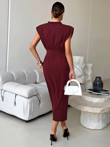 Women's Solid Color V-Neck Dolman Sleeve Fitted Midi Dress