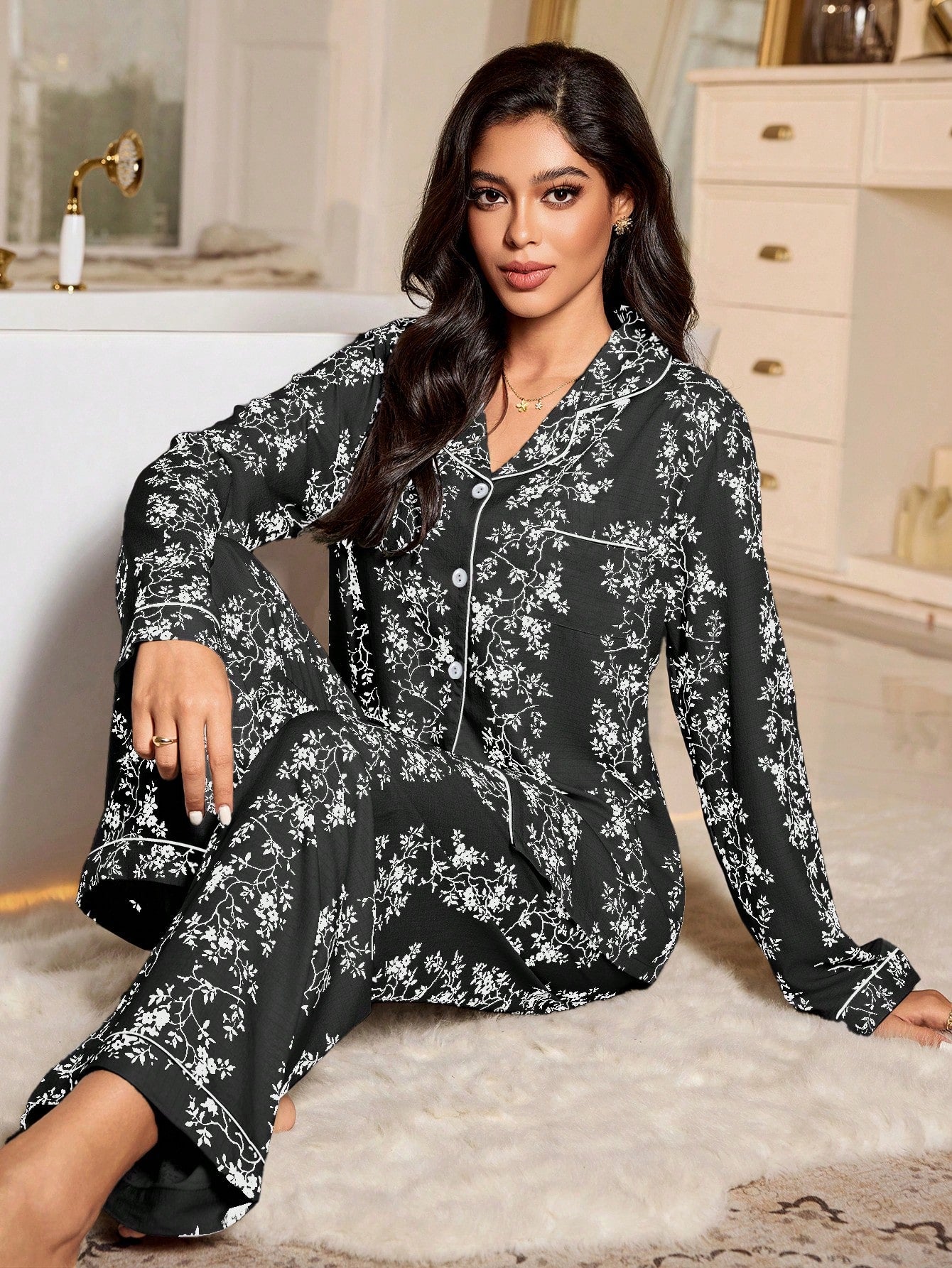 Women's Bubble Crinkle Floral Print Long Sleeve Pajama Set