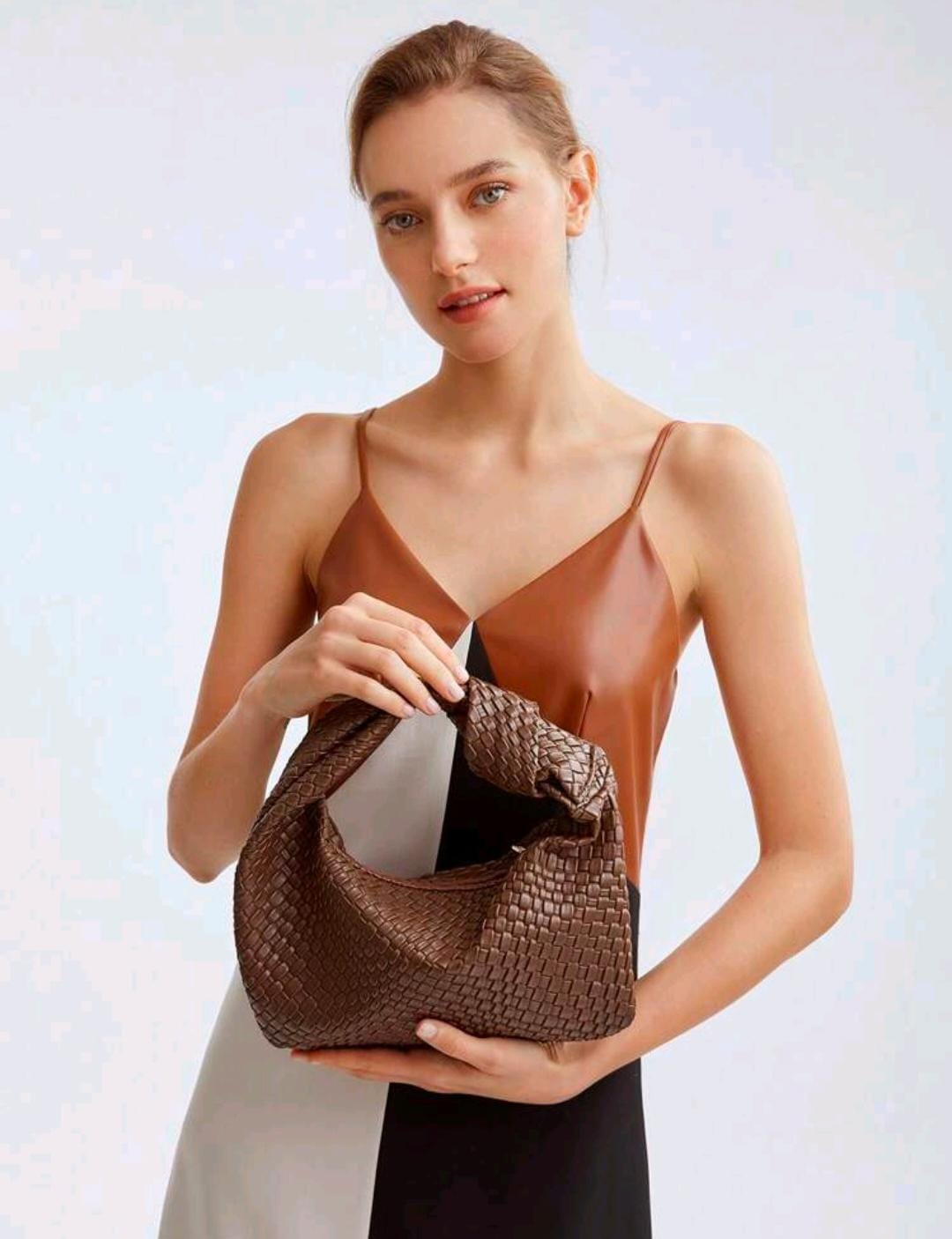 MOTF PREMIUM BOW DECOR VINTAGE RETRO WOMEN'S SIMPLE & FASHIONABLE MULTIFUNCTIONAL SHOULDER BAG shein