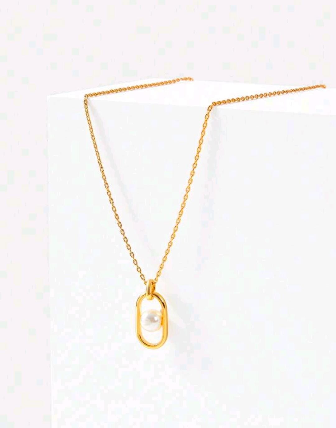 MOTF PREMIUM GOLD PLATED METALLIC ELLIPTICAL PEARL PENDANT NECKLACE shein