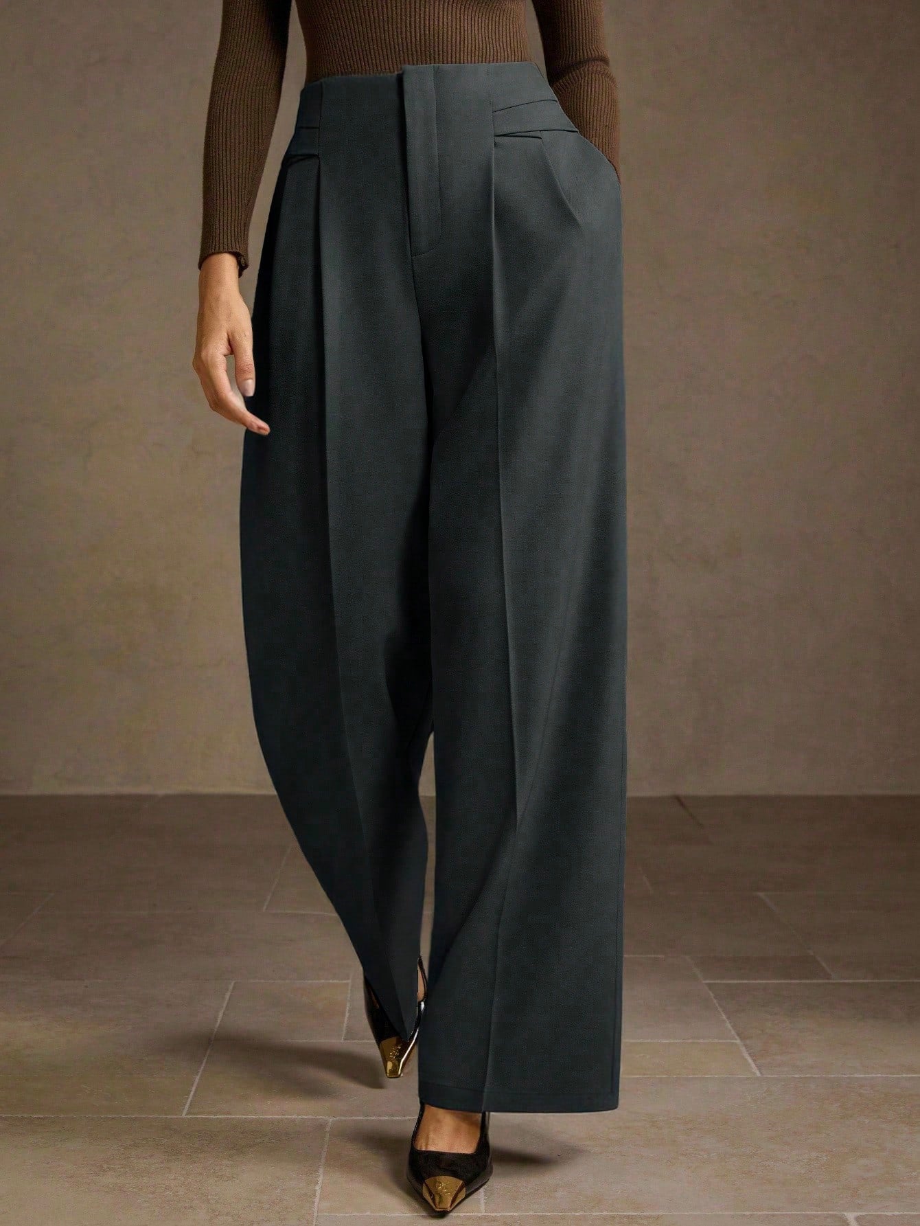 SOLID COLOR SEAM FRONT STRAIGHT LEG SUIT PANTS shein