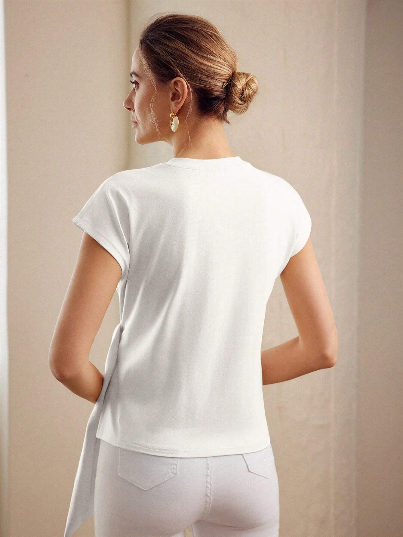 PREMIUM KNOT FRONT CAP SLEEVE T-SHIRT shein