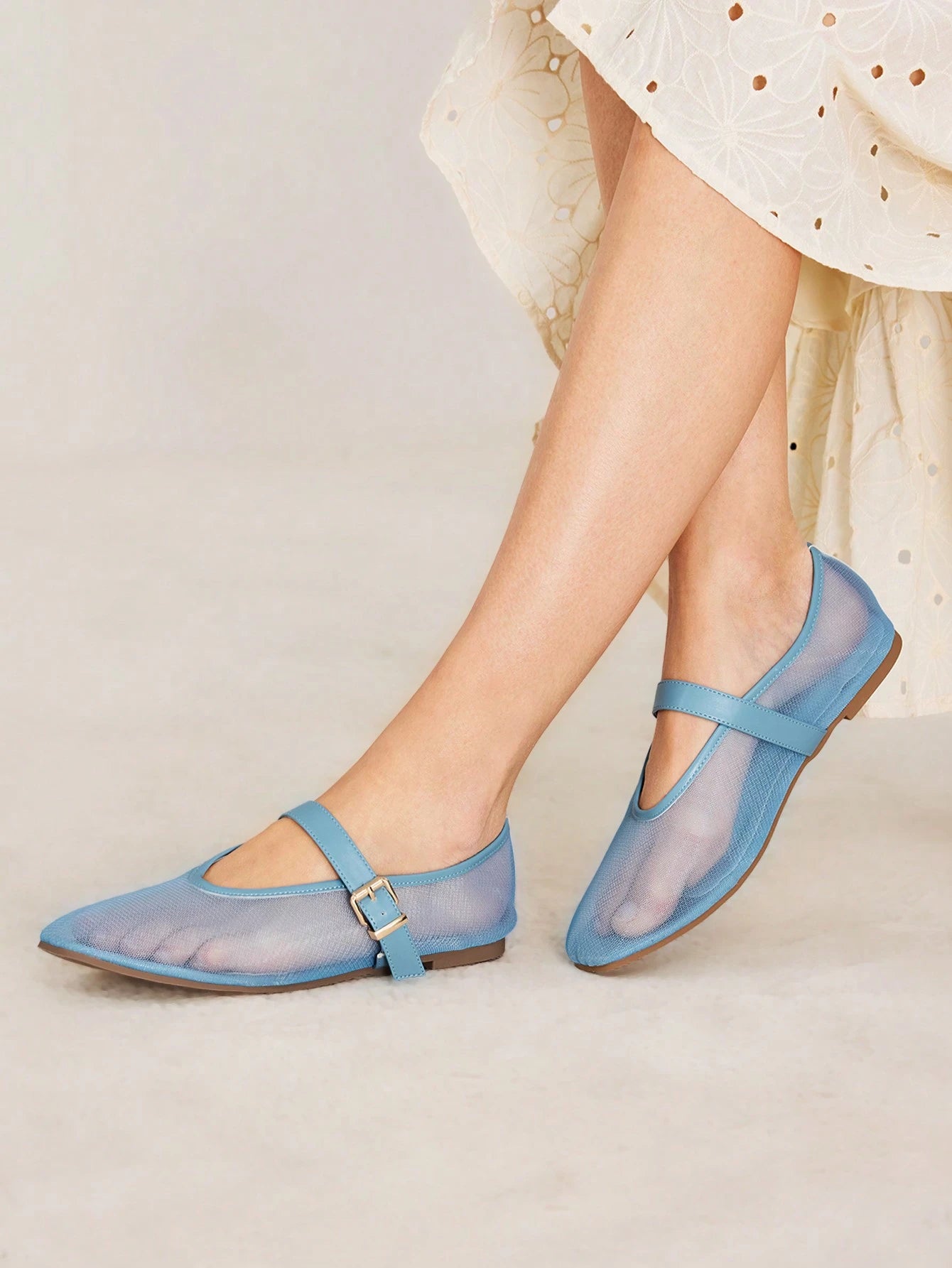 MOTF PREMIUM WOMEN'S LASER HOLLOW SQUARE TOE FLAT SLIP-ON SHOES